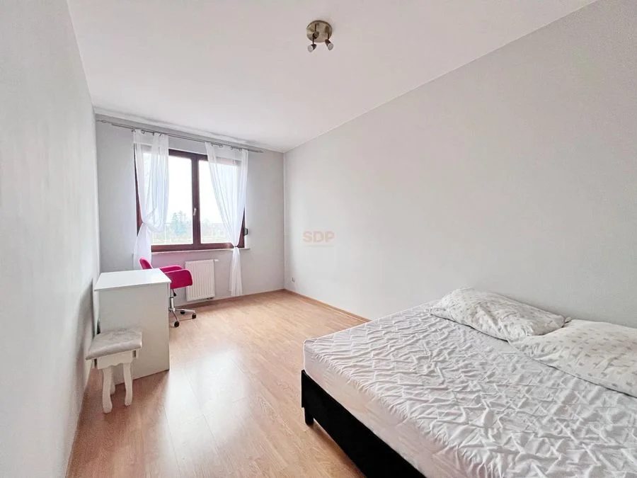 Komfortowe 2 pokoje z balkonem i garażem – Belvedere Park