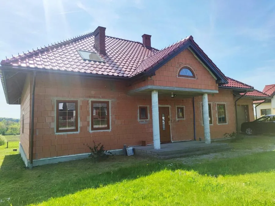 Dom pod Kielcami, spokojna i cicha okolica
