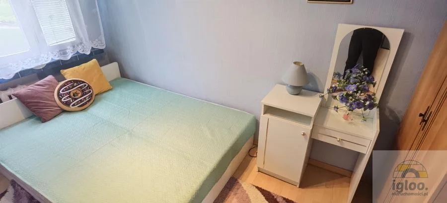 Do wejścia 3-pok na 1-piętrze Sady, Politechnika Św