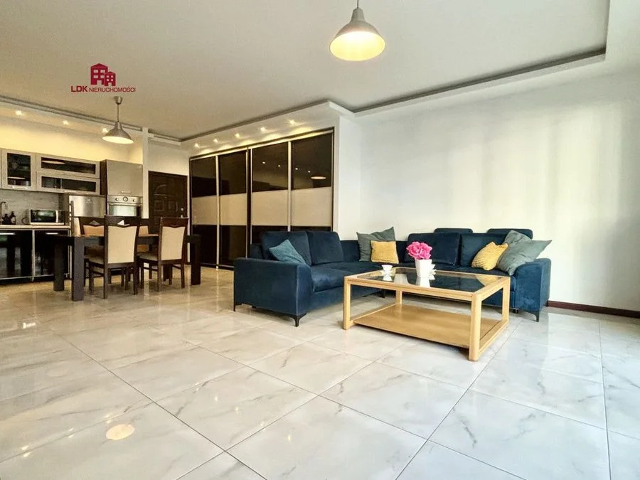Adres, który zarabia | 120 m² nad Motławą