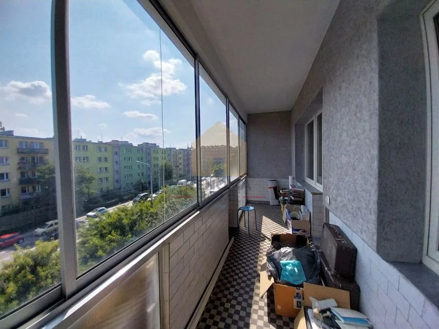 Centrum|4 pokoje|zabudowany balkon|parking