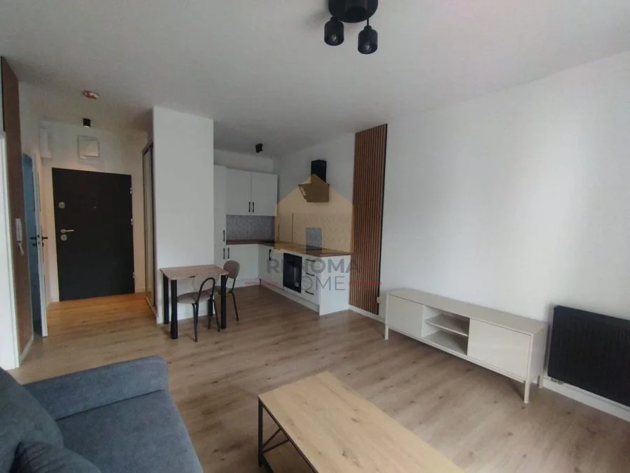 Atrakcyjne-2 pok-39,74-1 p- duży balkon