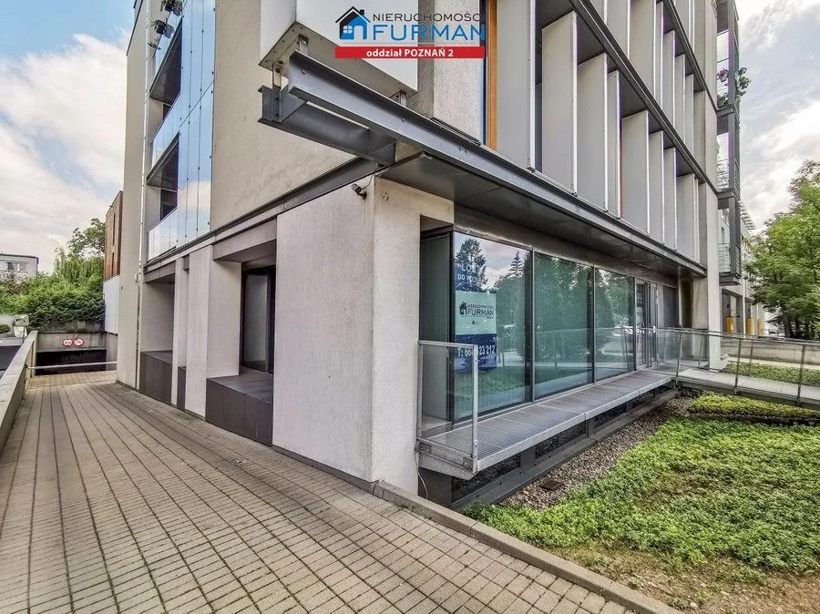Lokal Biurowy, 56mkw, Piątkowska, parter biurowca