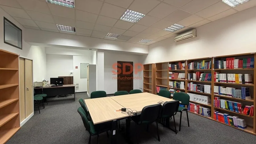 Lokal biurowy 78 m2 w centrum miasta