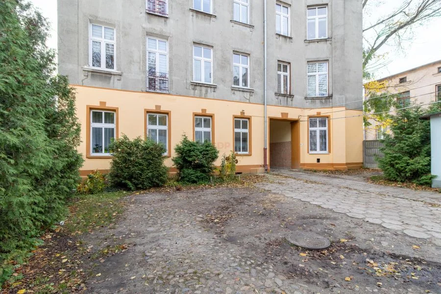 комерційна нерухомість на продаж у Łódź, Górniak | 1 100 m²