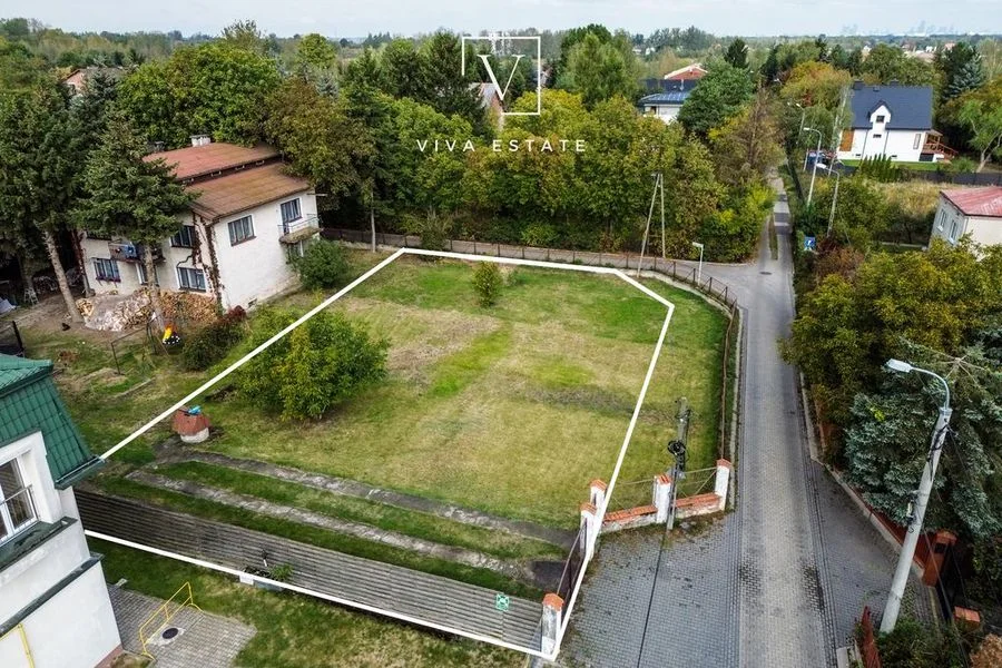 Działka budowlana z mediami