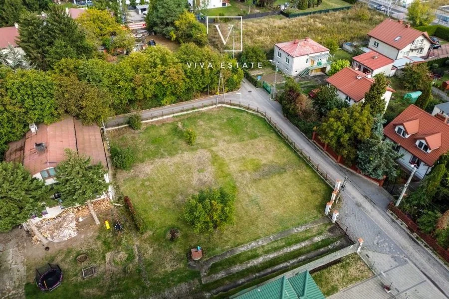 Działka budowlana z mediami