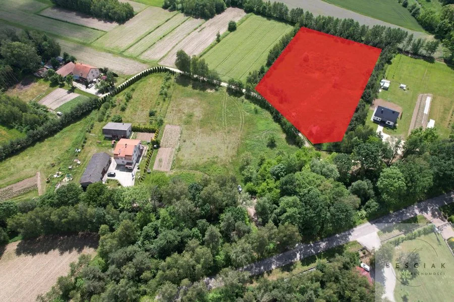 🏡 DZIAŁKA INWESTYCYJNA Z WARUNKAMI ZABUDOWY NA 8 DOMÓW