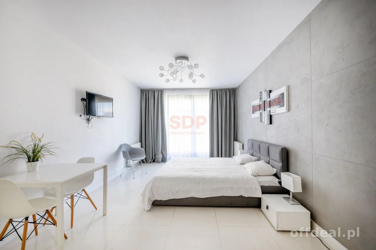 Mieszkanie przy rzece w apartamentowcu z 2012 roku!