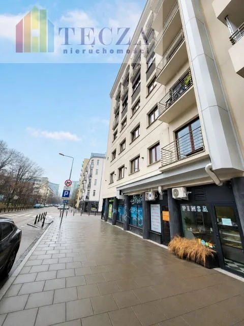 15m2 z witryną,ul.Śniegockiej 2,koncesja,gastronomia