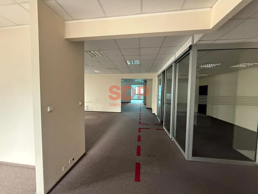 Biuro dla dużej organizacji | Całe piętro | 618,05 m2