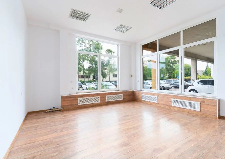 комерційна нерухомість в оренду у Warszawa, Ursynów, Ursynów-Centrum | 3-кімн. | 46,2 m²
