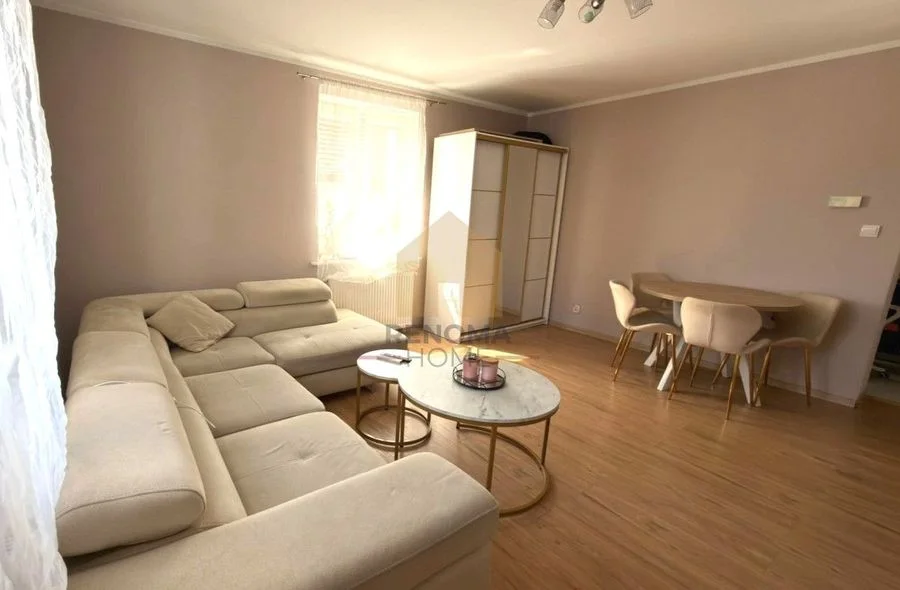 69,2 m²/2 pokoje - PO REMONCIE