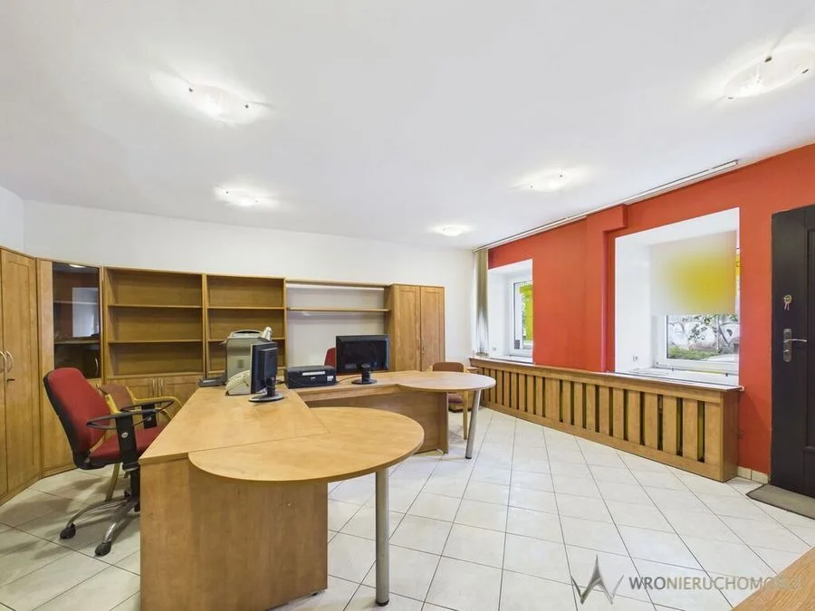 Lokal usługowy 64,5m2 |3 pokoje | witryna |parking