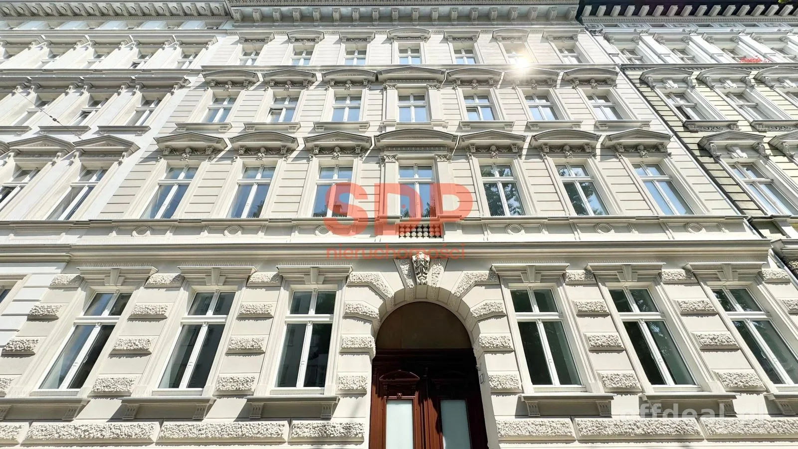przestronny pokój dla studenta | 29 m2 | piękna kamienica | winda