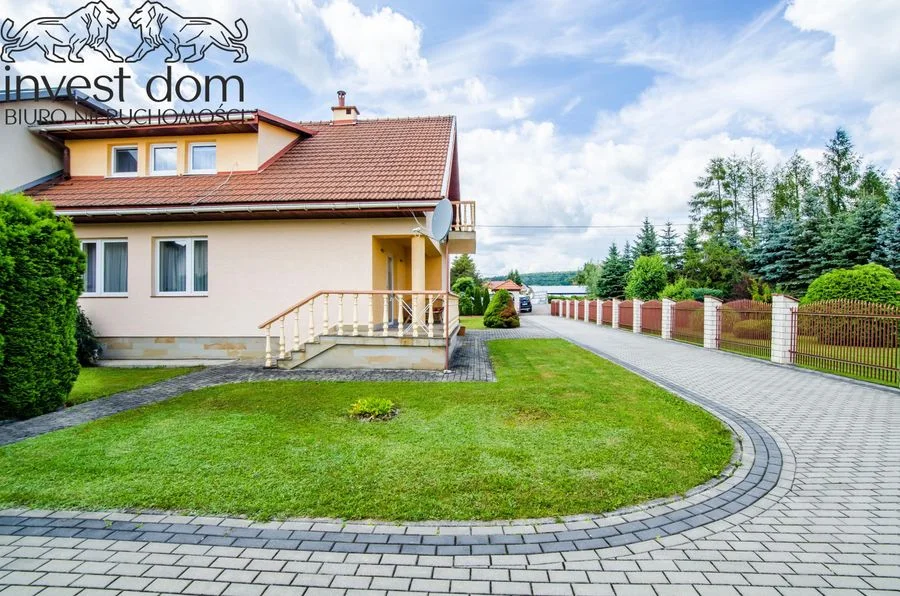"Luksusowy Dom w Gorlicach: Komfort, Przestrzeń i Spokój w Zasięgu Ręki