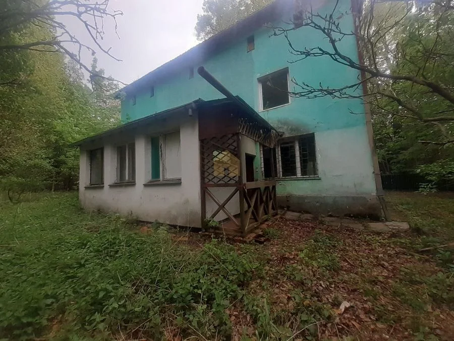 dom do remontu/blisko zamku Książ/okazja