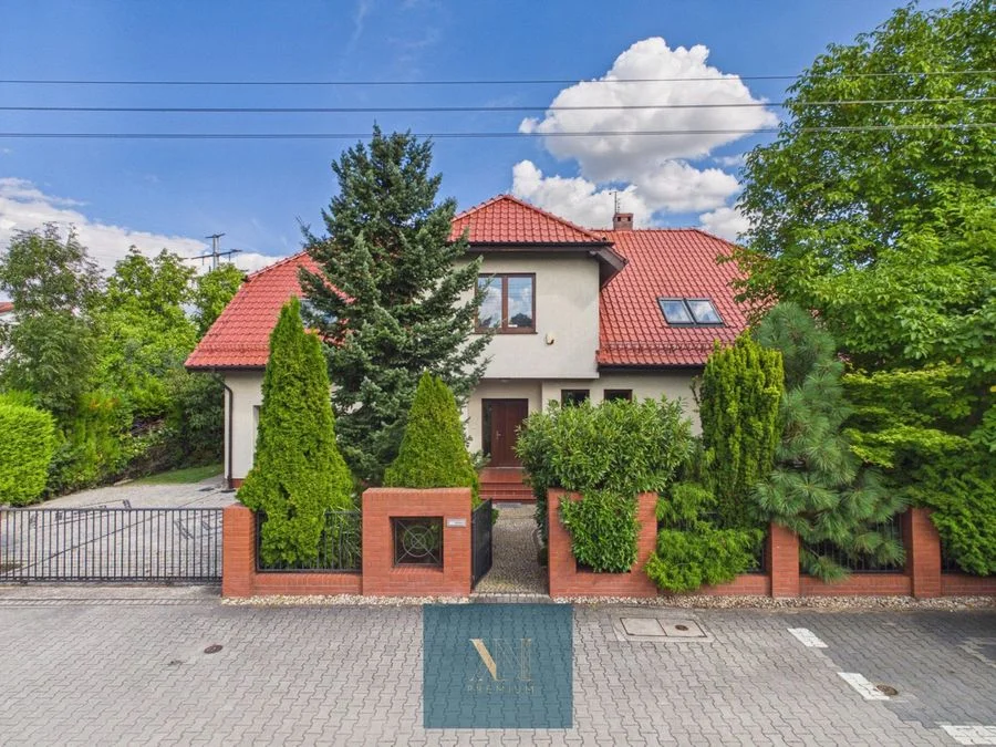 Dom wolnostojący | 270 m² | działka 1055 m² | Wrocław