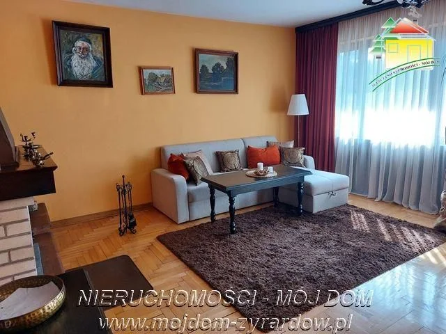 Polecamy dom w doskonałej lokalizacji :)