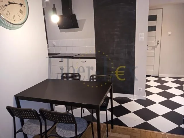 ZAREZERWOWANE - 3 pokoje blisko metra pl. Wilsona