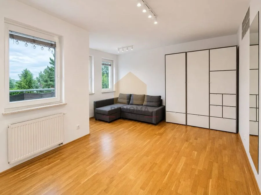 3 pokoje | Balkon | Zamknięte osiedle | Lotnisko