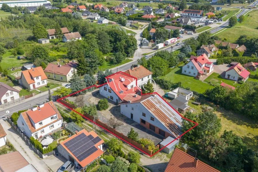 Duża działka 2000 m2 z dwoma domami obok Mrągowa