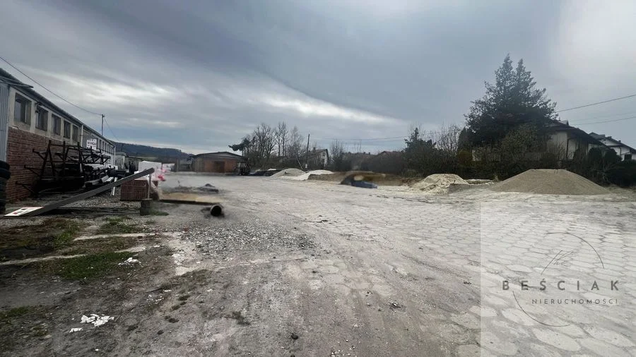 🏭 MAGAZYNY / POWIERZCHNIE PRODUKCYJNO – SKŁADOWE NA WYNAJEM📍 Ryglice, ul. Mickiewicza 1