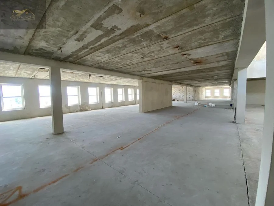 Lokal 1000m2
