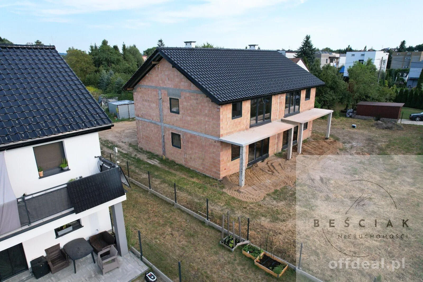 NOWA INWESTYCJA – NOWOCZESNE MIESZKANIE NA PARTERZE
Z OGRÓDKIEM – ZABUDOWA SZEREGOWA, TARNÓW–MOŚCICE