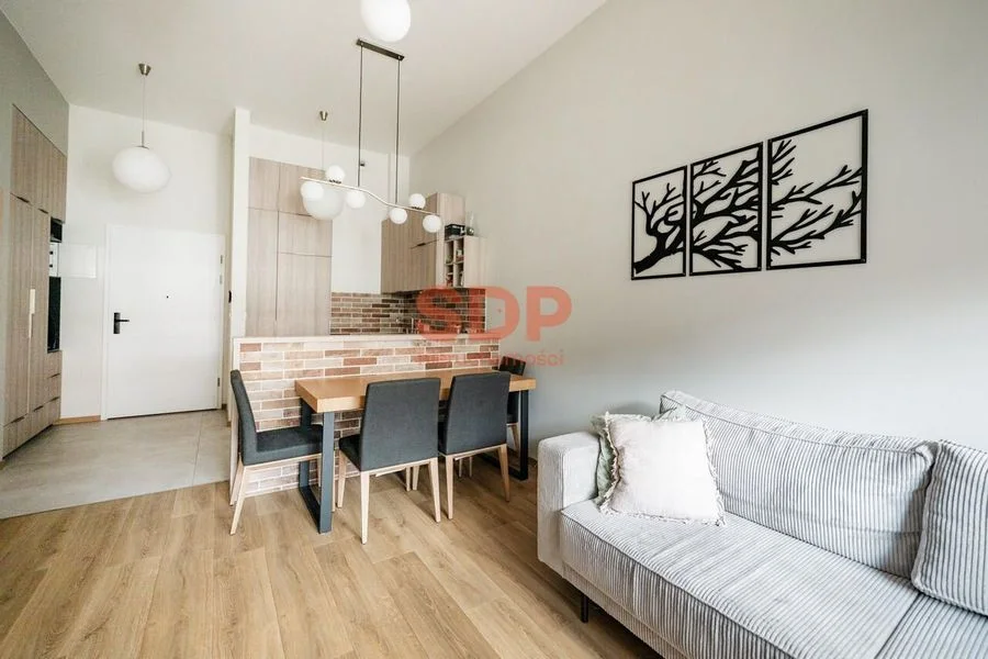 *OFERTA WSTRZYMANA * Apartament w centrum Wrocławia